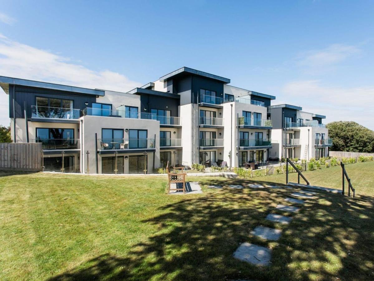 Royal Cliff Luxury Apartments - The Bay Sandown Exterior photo